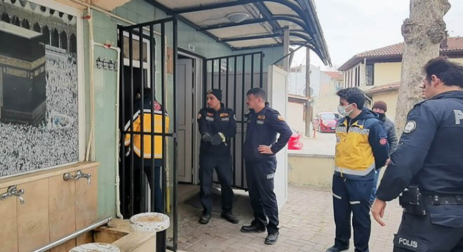 Cami tuvalet görevlisi, odasında ölü bulundu