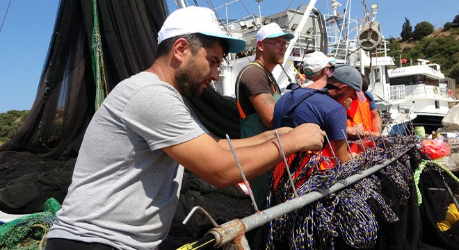 Çanakkale'de balıkçılar "Vira bismillah" dedi