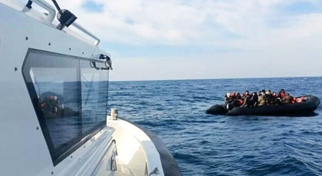 Çanakkale de 38 kaçak göçmen kurtarıldı