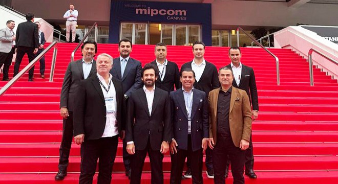Cannes'da Türk dizi ve filmlerine yoğun ilgi