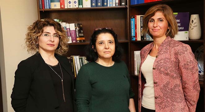 Çantasını x-ray cihazından geçirmeyen avukata 441 TL ceza
