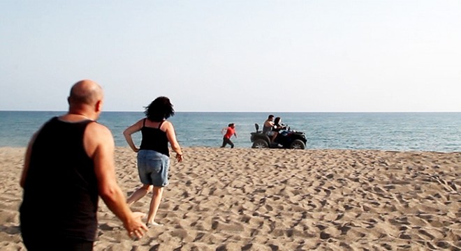Caretta yuvalama alanına ATV ile girdiler