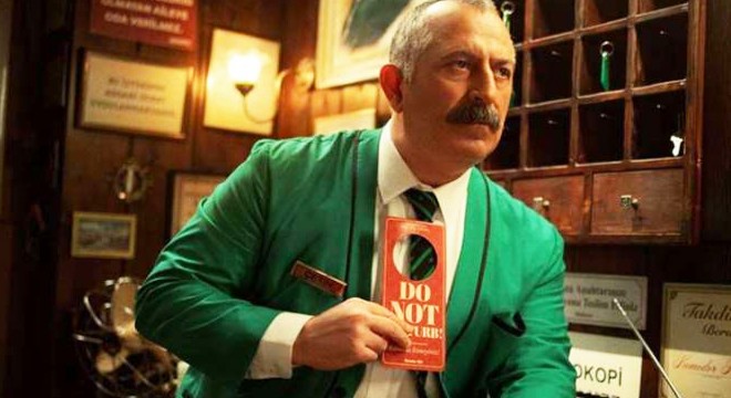 Cem Yılmaz'ın yeni filmi 'Do Not Disturb'e ilk tepkiler