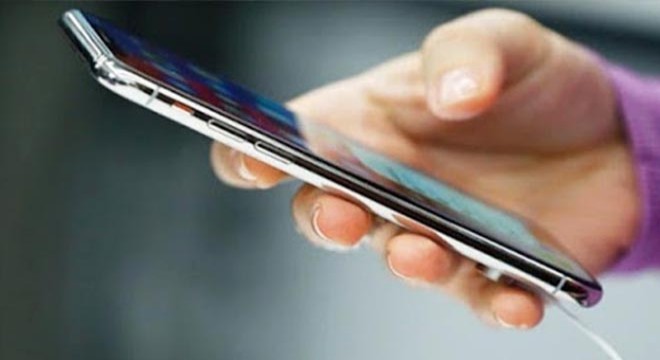 Cep telefonu çalan hırsız, bekçilerden kaçamadı