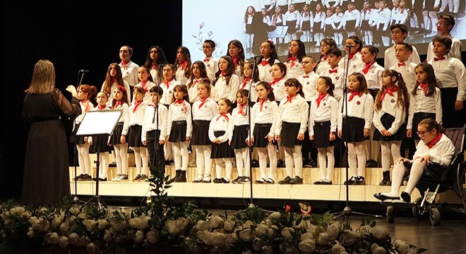 Çocuk Korosu konserine yoğun ilgi