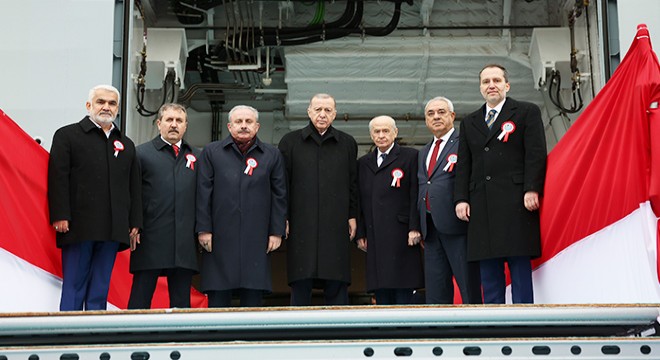 Cumhurbaşkanı Erdoğan: TCG Anadolu dünyanın ilk SİHA gemisidir