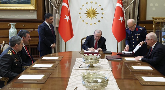 Cumhurbaşkanı Erdoğan, YAŞ kararlarını imzaladı