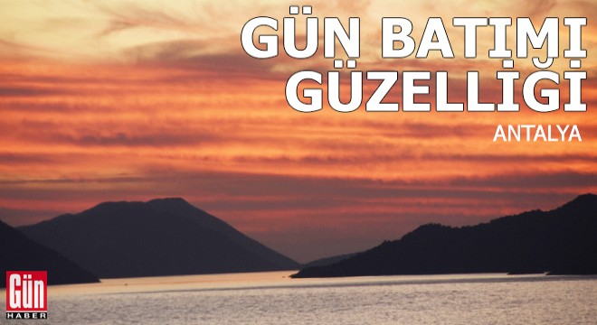 Demre'de gün batımı güzelliği