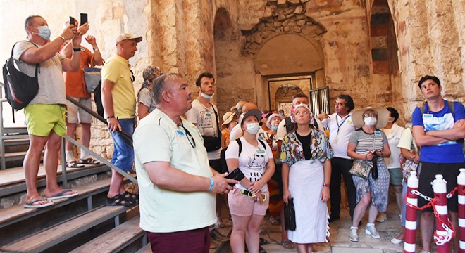 Demre'deki ören yerlerine turist ilgisi