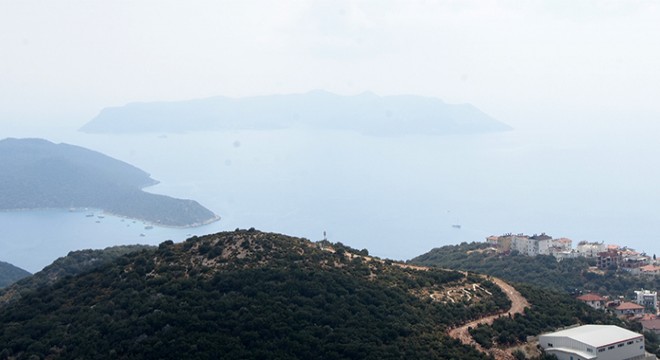 Demre ve Kaş neme teslim oldu