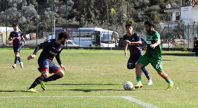 Demrespor 3 puanı 3 golle aldı