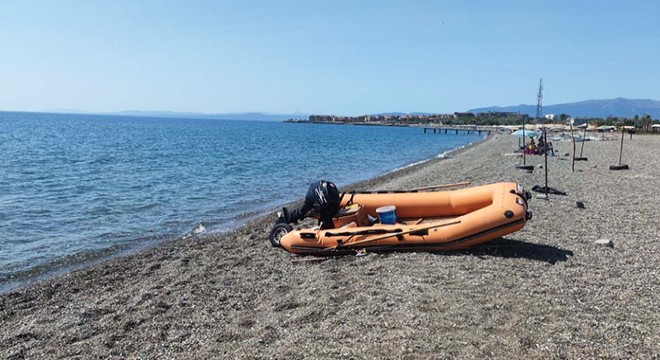 Denize açıldı, botu bulundu kendisi kayıp