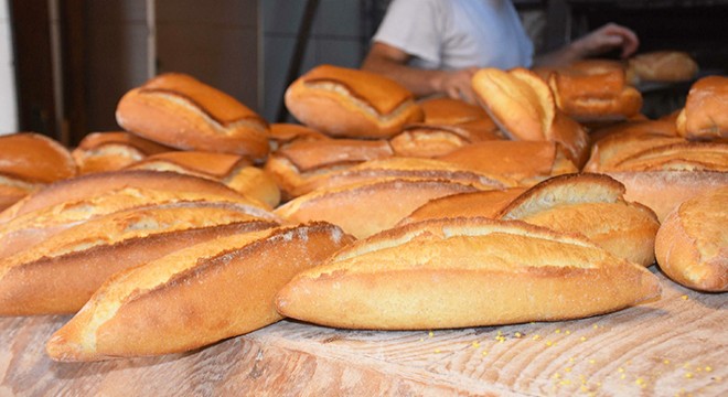 Denizli'de ekmeğe 25 kuruş zam