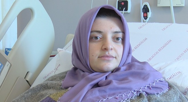 Depremden kurtulan anne 10 yıl sonra bebeğine kavuştu