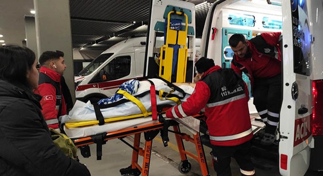 Depremzedeler tedavi için İstanbul'a getirilmeye devam ediyor