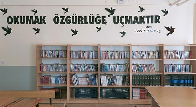 Dereköy İlkokulu'na kütüphane kuruldu
