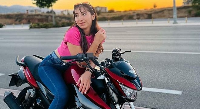 Devrilen motosikletteki Eda öldü, sürücü yaralı
