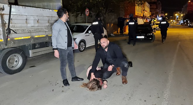 Dini nikahlı eşini demir sopayla darbedip, bıçakla yaraladı
