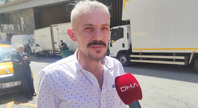Direksiyon başındaki taksiciye yolcu tekmesi