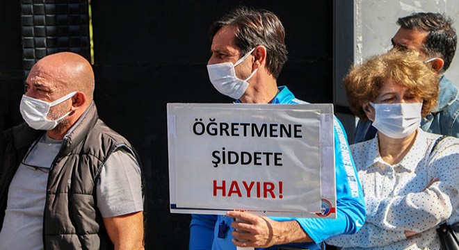 Disiplin cezası alan öğrencinin velisinden öğretmene saldırı iddiası