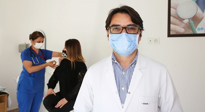 Doç. Dr. Kuşcu: Aşı, salgınla mücadelemizde en büyük silah