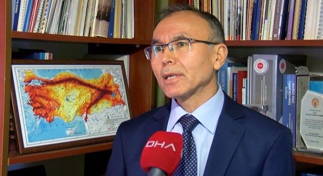 Doç. Dr. Özmen: Sismik boşluk olduğu birçok haritayla çıkarıldı
