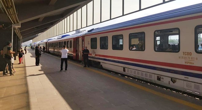 Doğu Ekspresi ile 1,5 yıl sonra Kars'tan Ankara'ya sefer