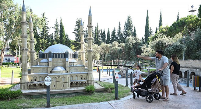 Dokumapark Açık Hava Müzesi’ne yoğun ilgi