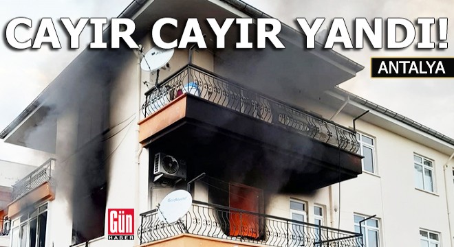 Döşemealtı'nda ev cayır cayır yandı!