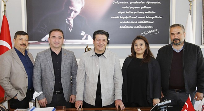 Döşemealtı'nda toplu iş sözleşmesi sevinci