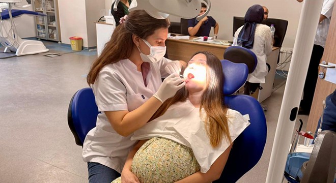 Döşemealtı Devlet Hastanesi’nde gebelere özel diş sağlığı hizmeti