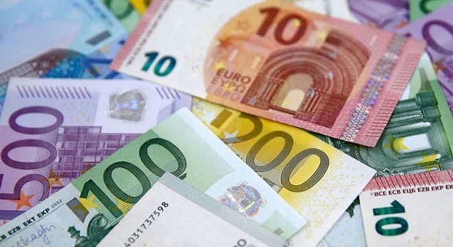 Döviz bürosunda 225 bin euro dolandırıcılık