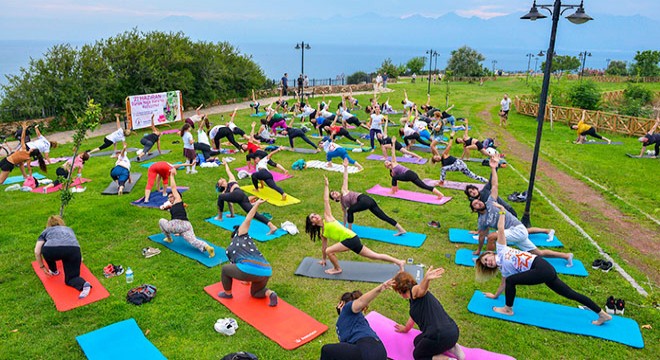 Dünya Yoga Günü kutlandı