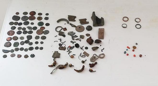 Durdurulan araçta, 92 parça tarihi eser ele geçirildi