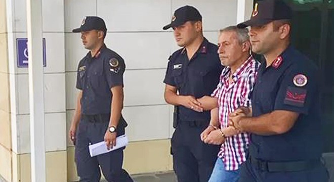 Durdurulan araçtan firari cinayet hükümlüsü çıktı