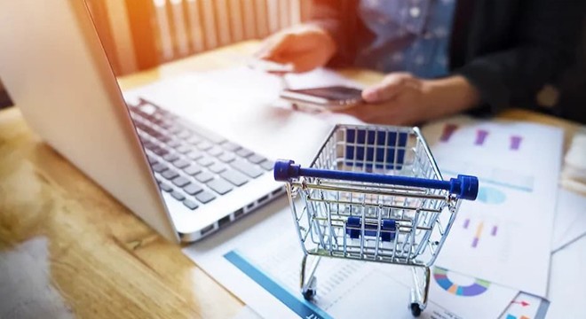 E-Ticaret Operasyonlarında Fatura ve Sipariş Yönetimi