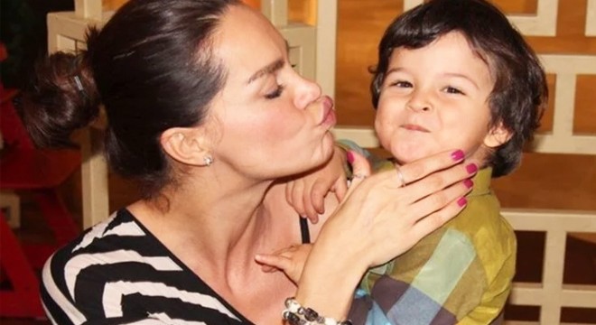 Ebru Şallı'dan kaybettiği oğluna ilişkin açıklama