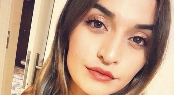 Ebru, evinde ölü bulundu