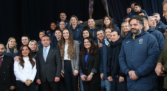 Eda Erdem Dündar ın heykelinin açılışı gerçekleştirildi