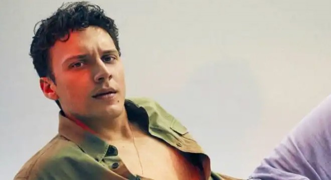 Edis'ten heyecanlandıran Eurovision paylaşımı