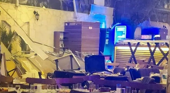 Eğlence mekanının tavanı çöktü: 6 yaralı