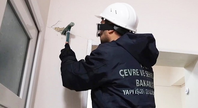 Elazığ’da 7 bin 446 bina ağır hasarlı