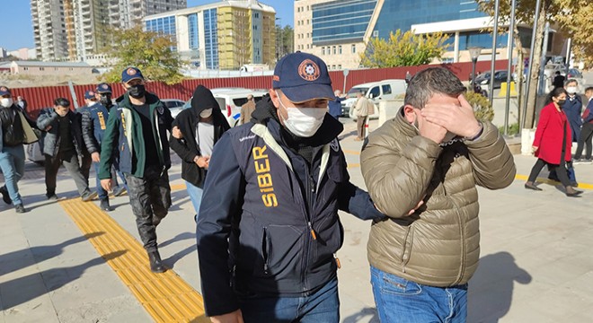 Elazığ merkezli 'kart kopyalama' operasyonu: 5 gözaltı