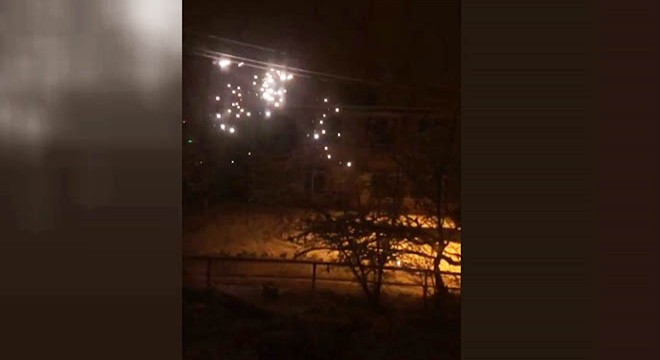 Elektrik tellerinden çıkan kıvılcımlar korkuttu