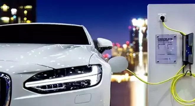Elektrikli araç ithalatına 'İzin Belgesi' kuralı getirildi