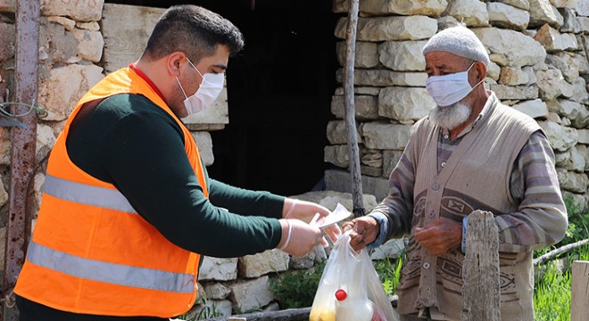 Elmalı'da 65 yaş üstü vatandaşlara hizmet