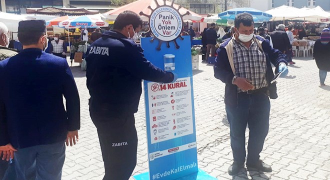 Elmalı pazarında koronavirüs tedbirleri