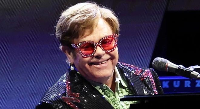 Elton John’un hazineleri satışa çıkıyor