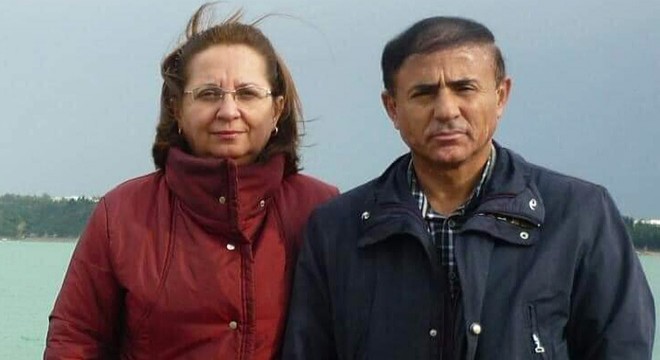 Emekli astsubay ve eşi, toprağa verildi