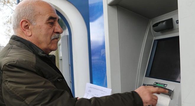 Emekli maaşına 'bloke' engeli, mahkemeden döndü